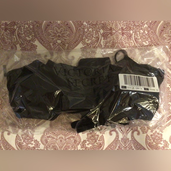 NWT Victoria’s Secret Ruched Shine Cut Out One Piece Swimsuit - Picture 4 of 7